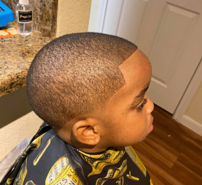 Gallery Image : P Famousvipcutz