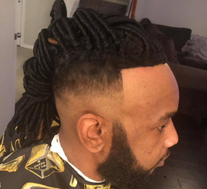 Gallery Image : P Famousvipcutz